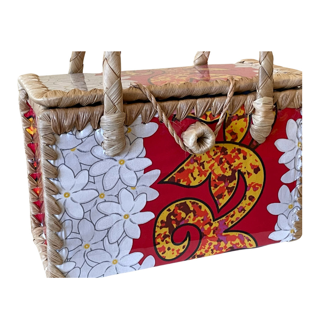 Red/White Tahitian Purse – From The Fenua