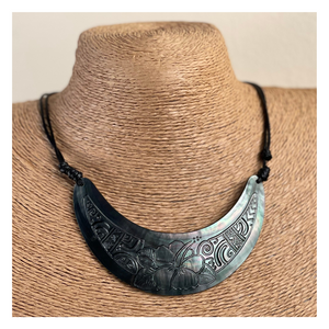 'Aute Crescent Necklace